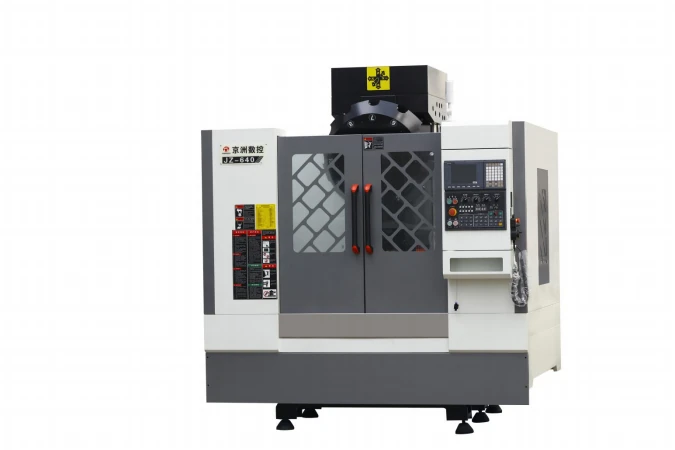 Frontansicht der JZ640-16 CNC-Maschine mit Doppelt&uuml;ren und rechtem Bedienfeld.